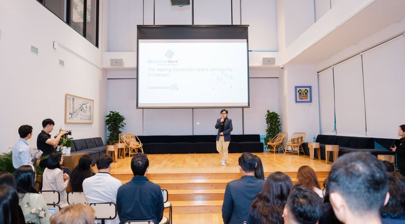 SMU Executive Dialogue 2026 event highlights in Ho Chi Minh City - BlockchainWork attended (7)