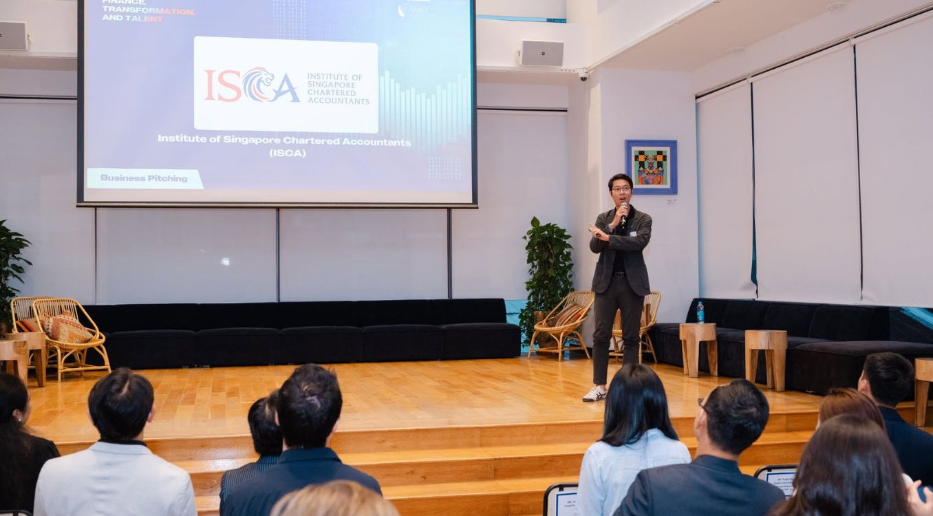 SMU Executive Dialogue 2026 event highlights in Ho Chi Minh City - BlockchainWork attended (9)
