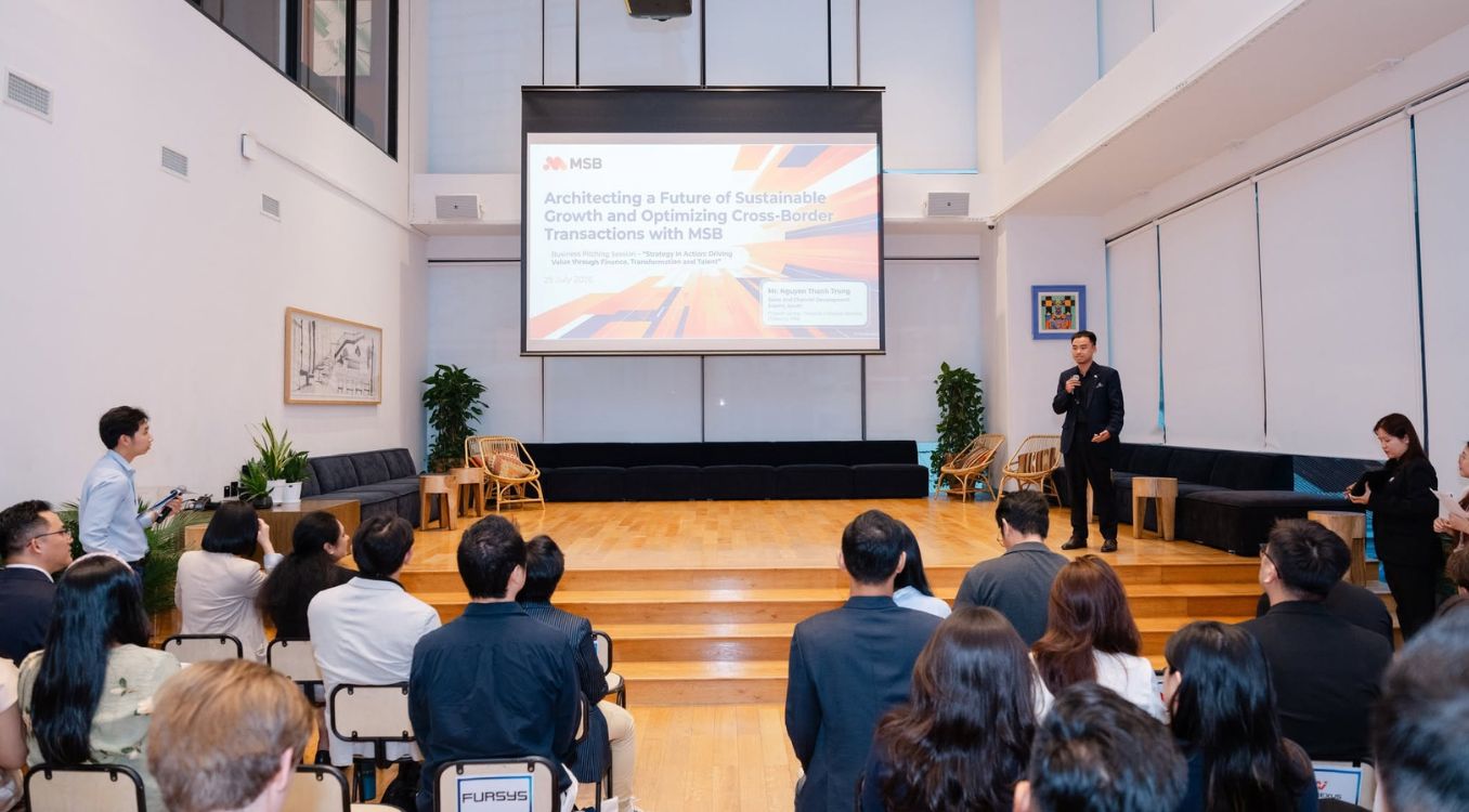 SMU Executive Dialogue 2026 event highlights in Ho Chi Minh City - BlockchainWork attended (12)